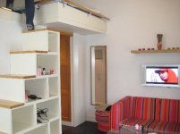 stairs-up-to-bed-don.jpg